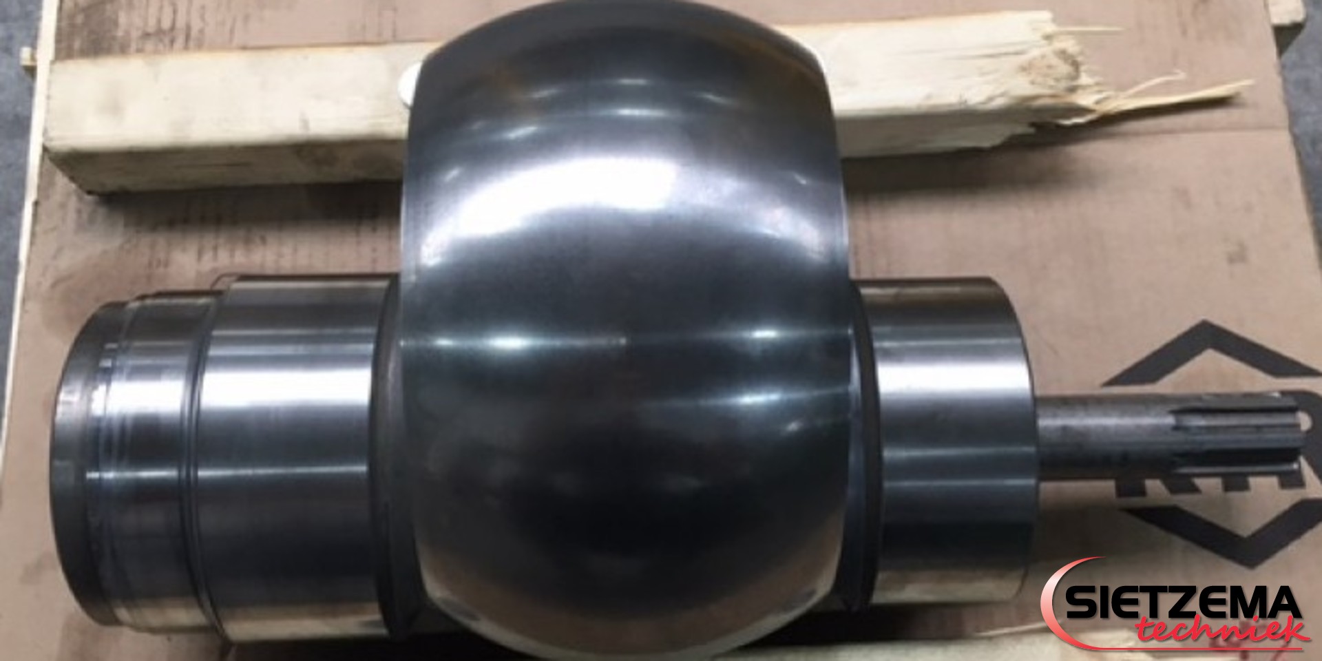 As Hydro-motor gereviseerd én gemodificeerd middels HP-HVOF Tungsten carbide